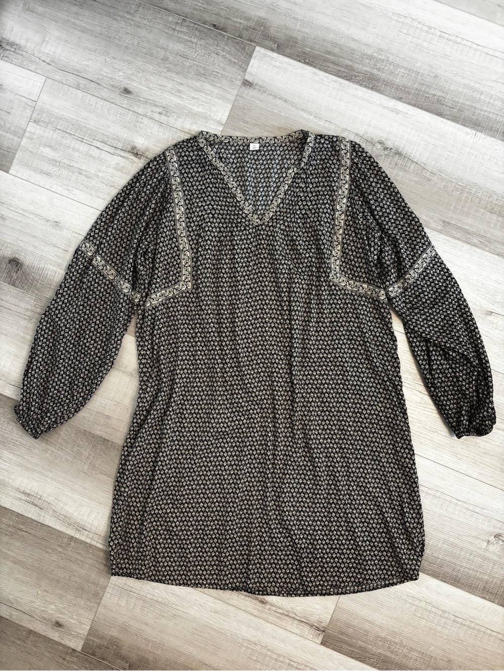 Old Navy L Tall Boho Floral Tunic Dress Black Cream Long Sleeve - Picture 5 of 11